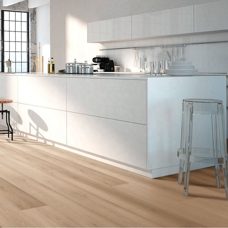 دکوراسیون داخلی 5 میلی متری 6 میلی متری SPC با بافت کف تخته ای کلیک کنید