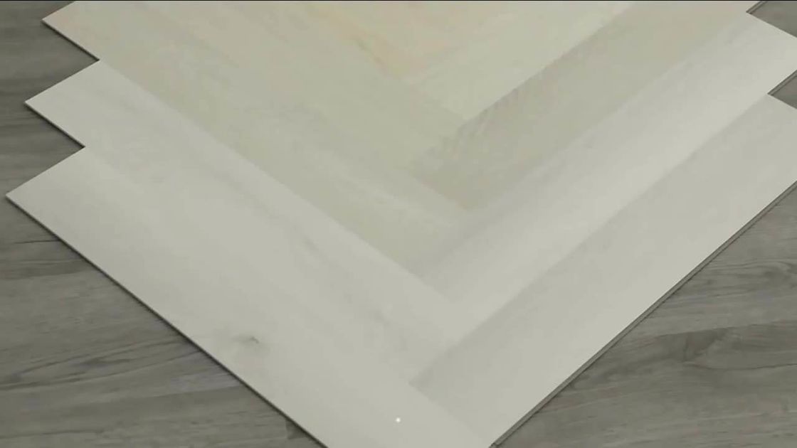 کفپوش 100% ویرجین 4.0mm-7mm Spc Herringbone Flooring Spc Lvt Click Flooring Multilayer