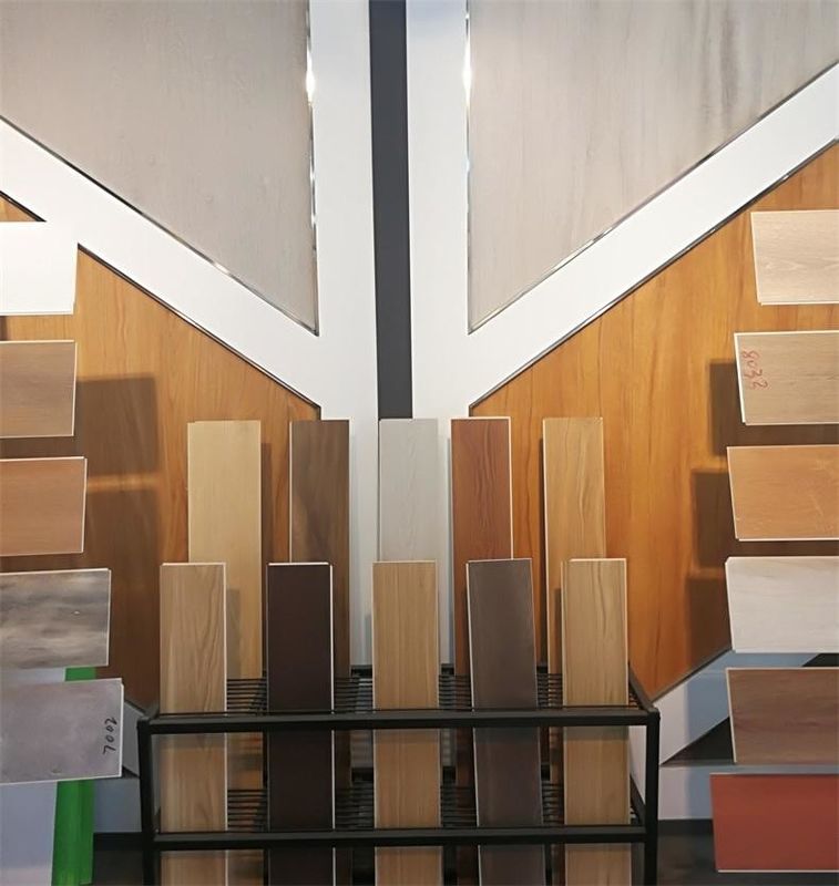 پوشش UV SPC وینیل کفپوش 5 میلی متر 6 میلی متر 8 میلی متر Spc هسته وینیل تخته