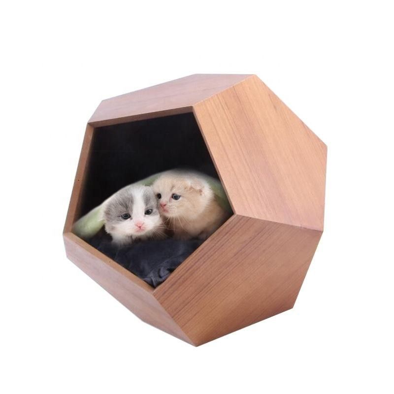 SGS Polygon Pentagon Wood Pet Furniture Natural Wooden Cannel Cat