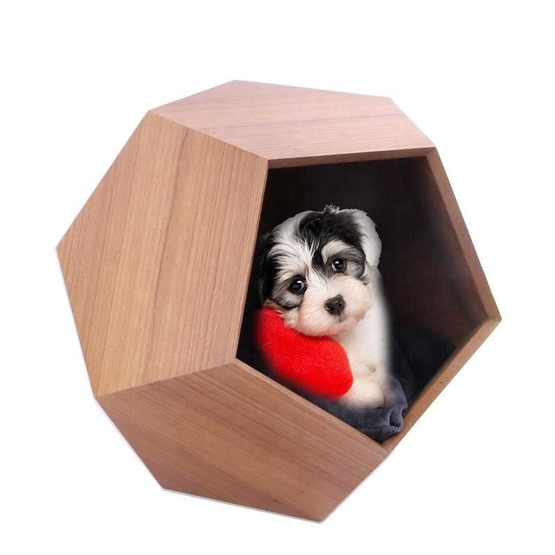 SGS Polygon Pentagon Wood Pet Furniture Natural Wooden Cannel Cat