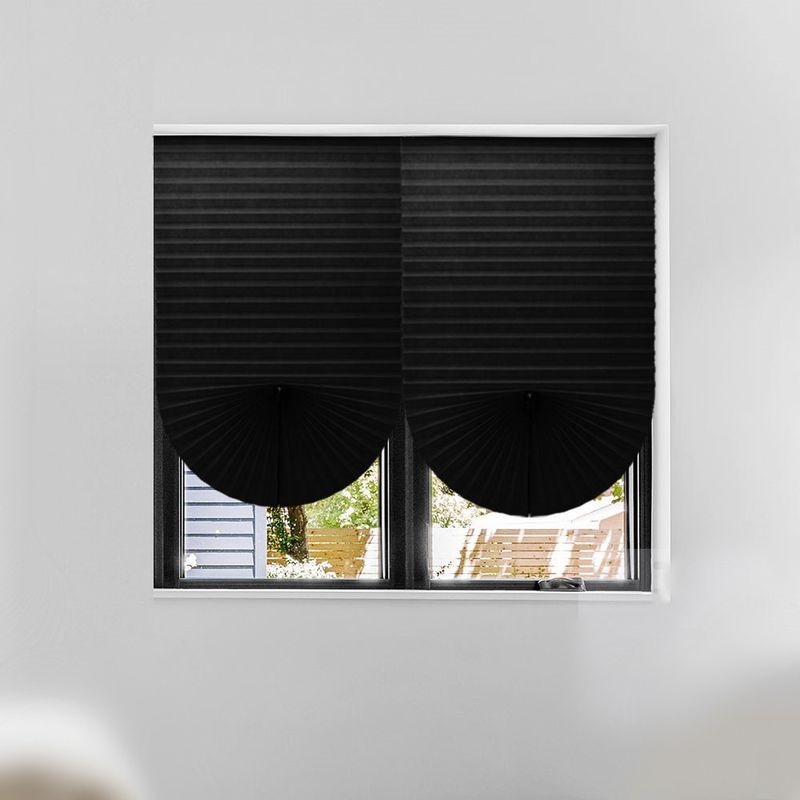 پرده های پرده شارژی قابل حمل ضد اشعه ماوراء بنفش پرده های سیاه چین دار مینی