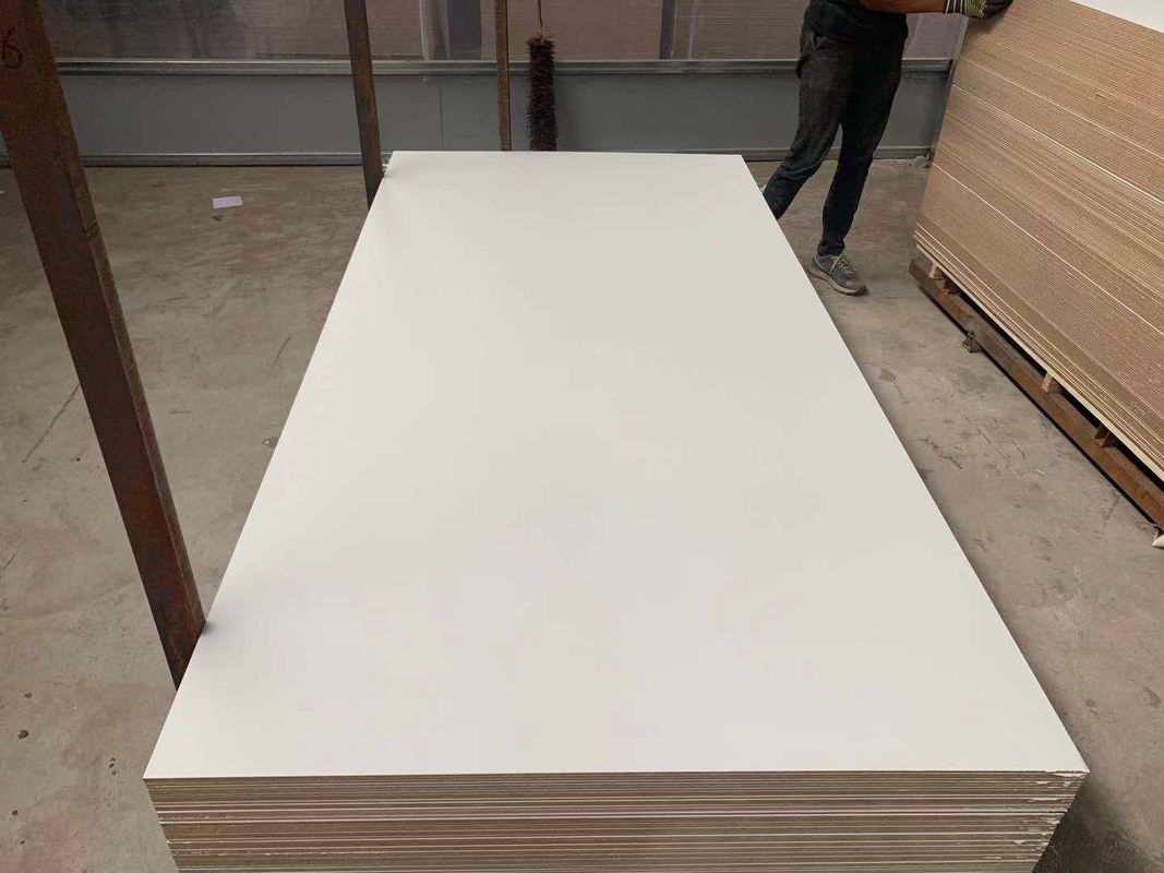 28 X 1160 X 2400mm تعمیر پلائیوود 19 یا 21 پلی ضد لغزشی
