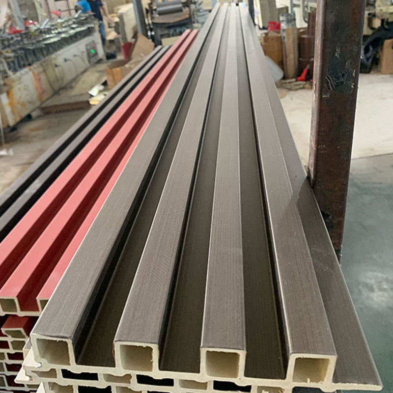 طرح مدرن چوب دانه رنگ جامد تابلوی دیواری WPC برای اتاق نشیمن