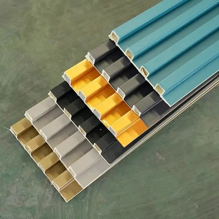 کیفیت بالا چوب پلاستیک کامپوزیت تزئینی داخلی تزئینی 3D ضد آب Wpc پوشش دیواری خارجی