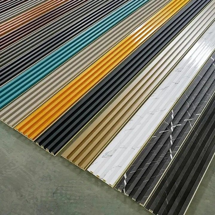 کیفیت بالا چوب پلاستیک کامپوزیت تزئینی داخلی تزئینی 3D ضد آب Wpc پوشش دیواری خارجی