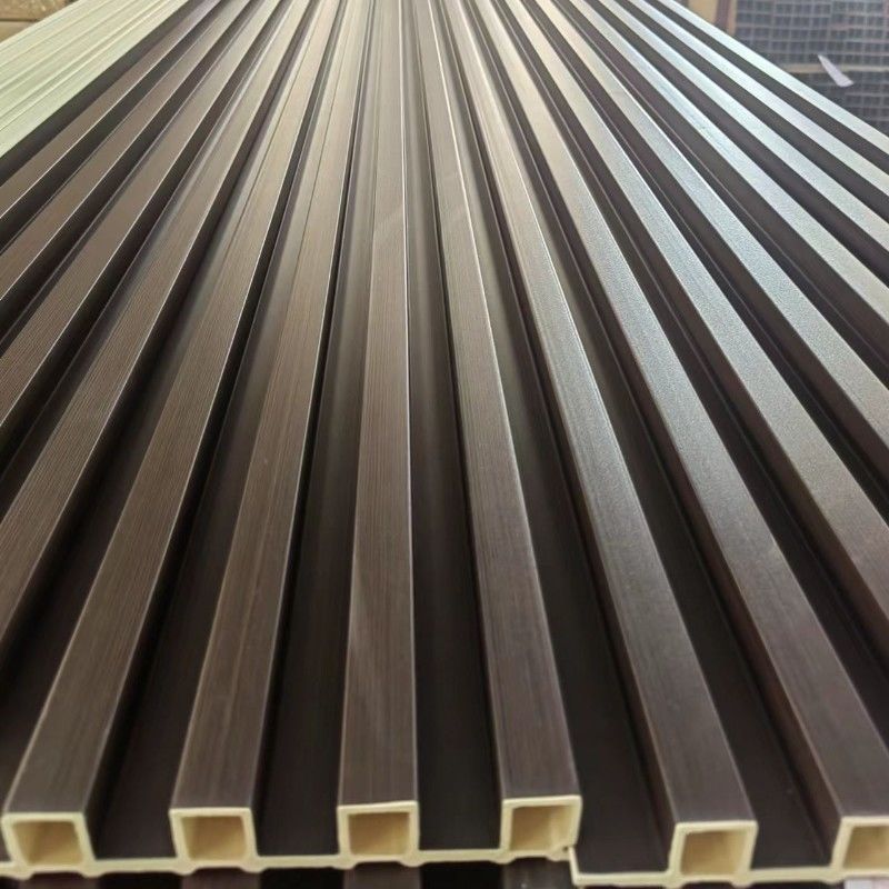 پانل دیواری WPC پوشش داده شده در داخل طراحی دانه های چوبی پانل دیواری PVC Wpc برای دکوراسیون داخلی